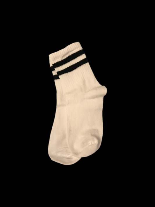 middle raye on white